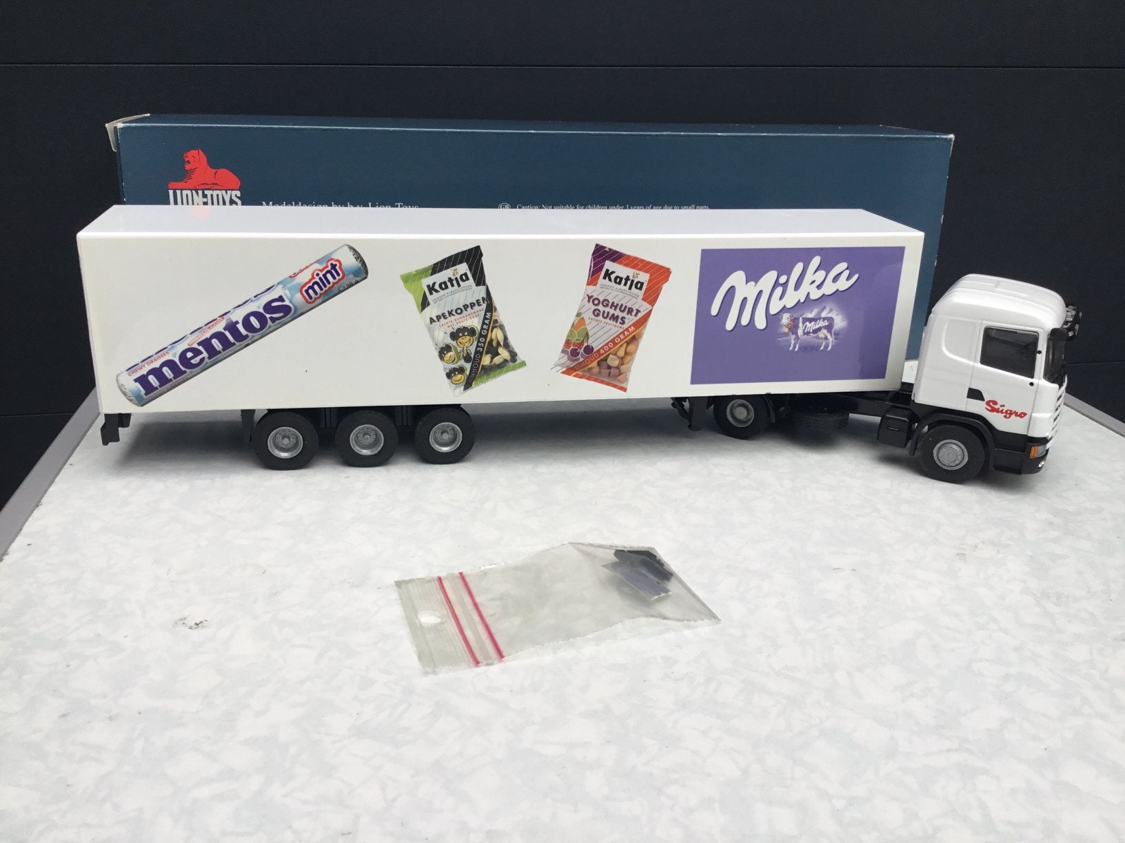 Lion Car Scania 124L / 400 Sugro, Ophalen of Verzenden, Nieuw, Bus of Vrachtwagen, Lion Toys