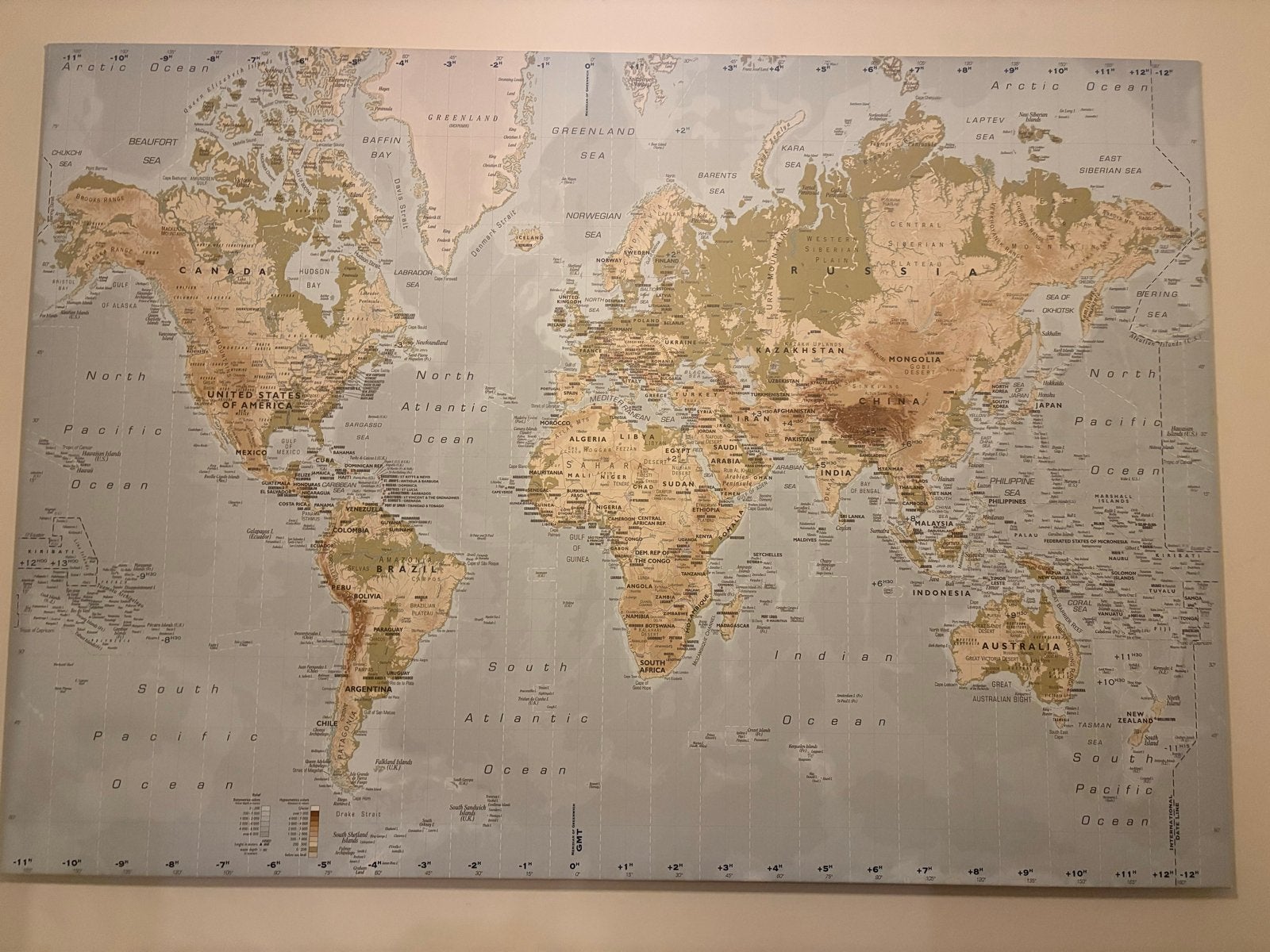 Grote IKEA wereldkaart wanddecoratie, Ophalen, Meerkleurig, Zo goed als nieuw, Modern