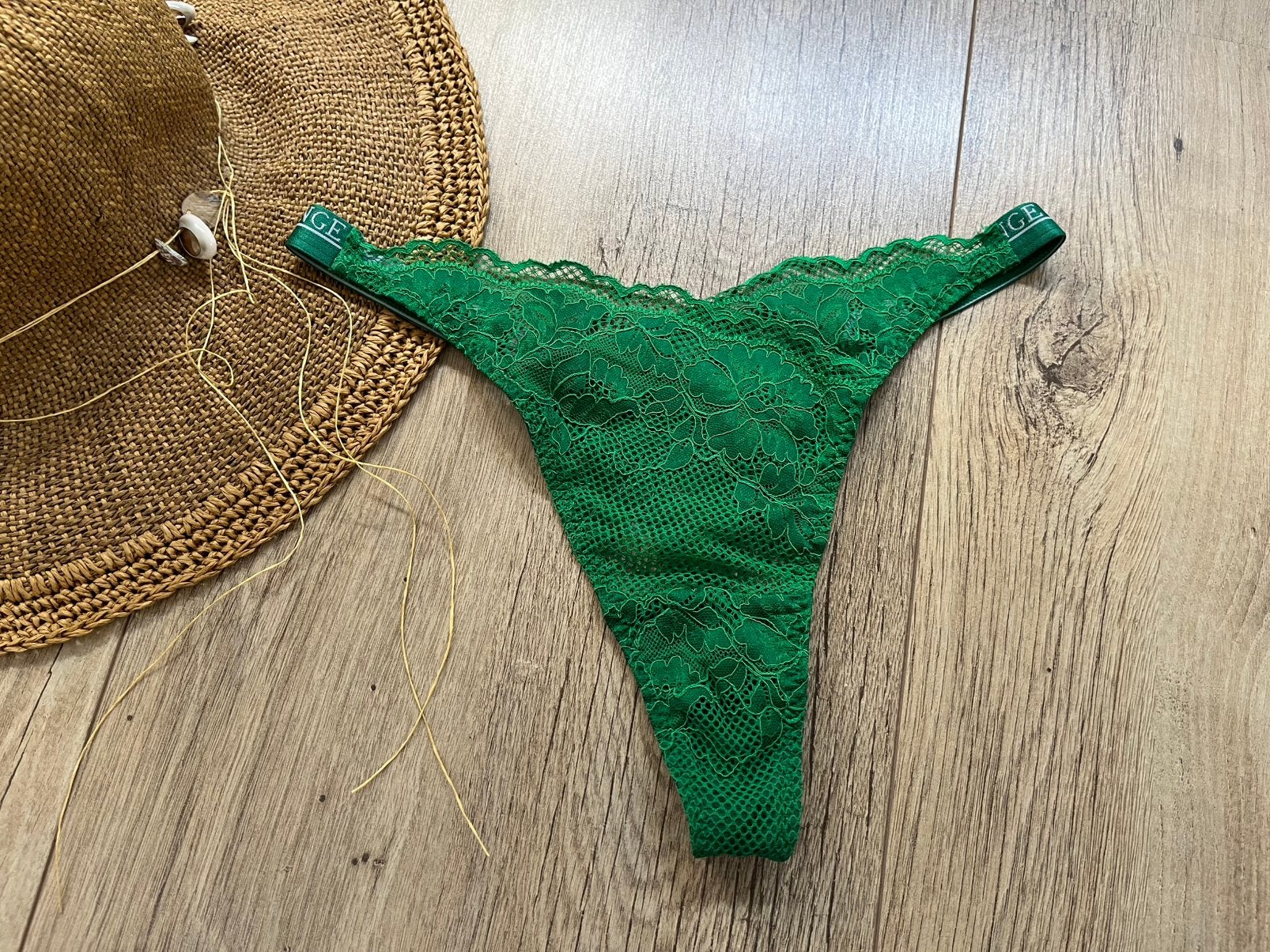 Prachtige groene Lounge string maat S, Verzenden, Groen, String