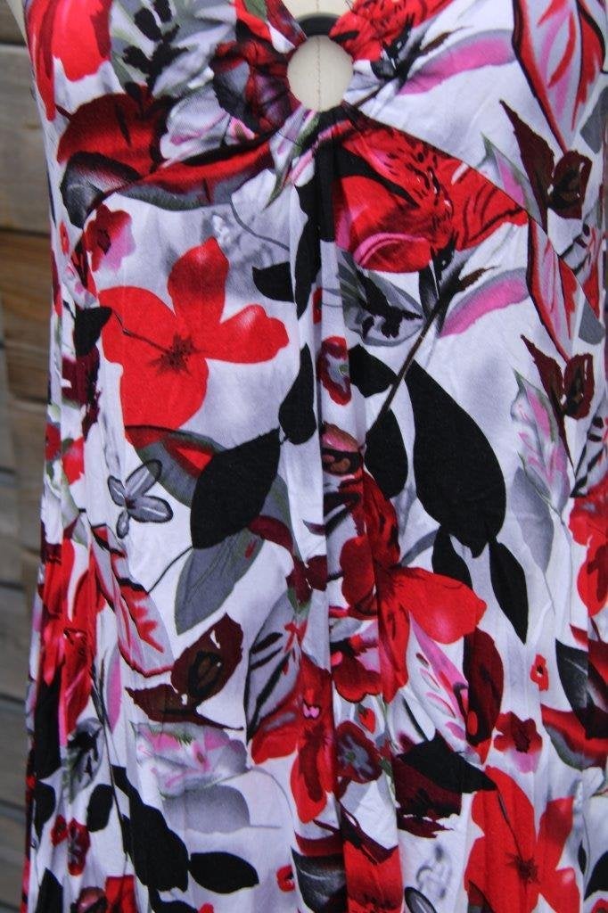 Top rood/ grijs/ zwart Magna mt 44/46 Vaste prijs, Maat 42/44 (L), Ophalen of Verzenden, Zonder mouw, Rood