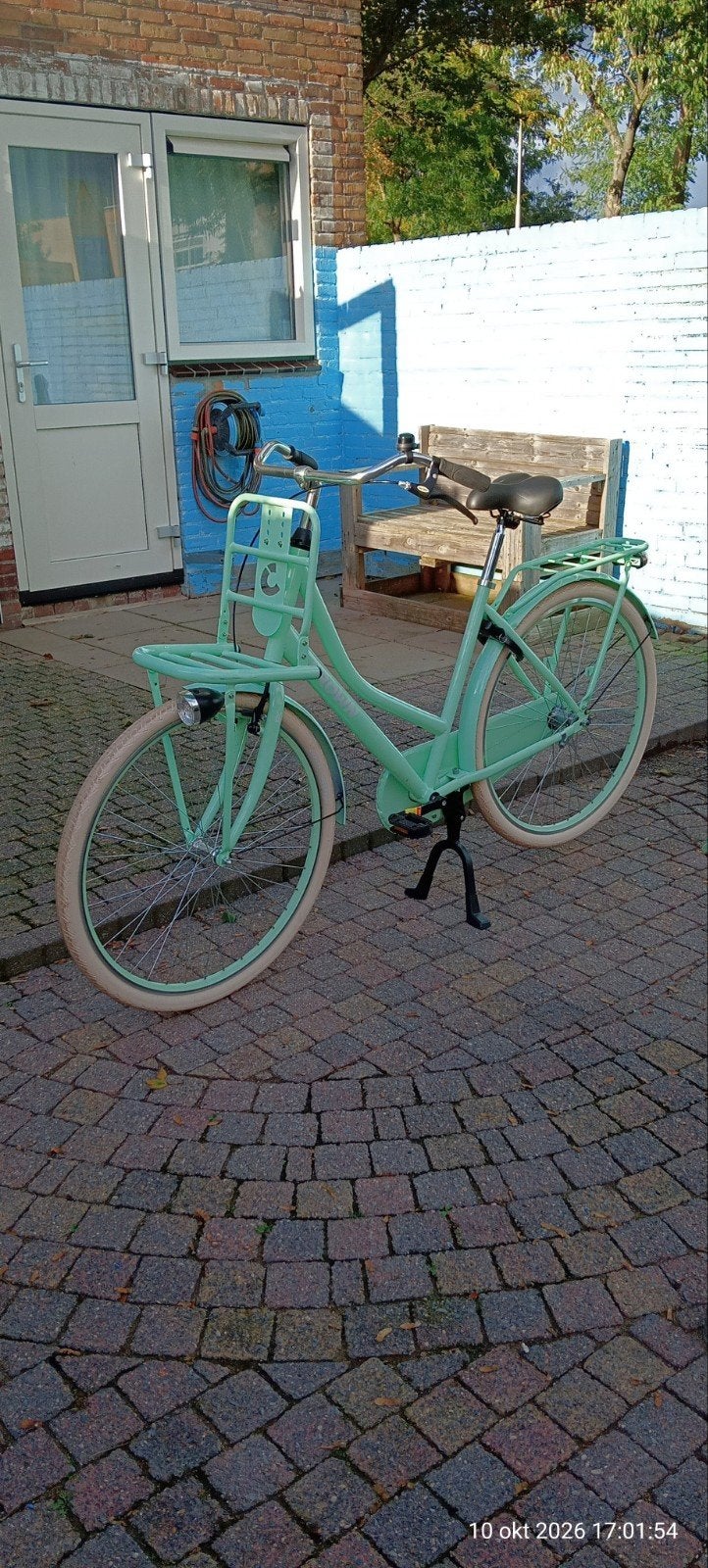 Crown Stadsfiets - 28 inch, 57cm frame, met slot en licht, Fietsen en Brommers, (Extra) lage instap, Velgrem, 56 cm of meer, Zo goed als nieuw