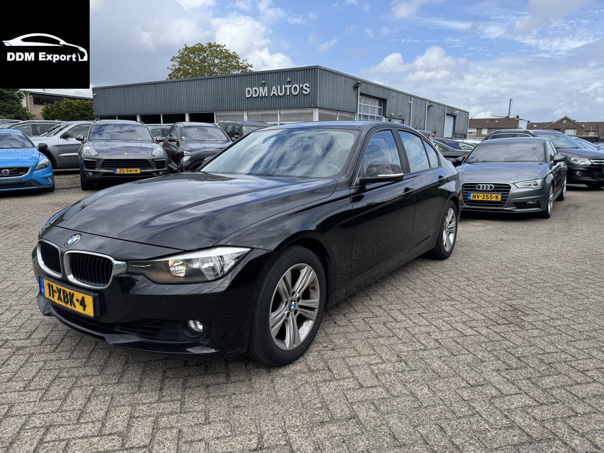 BMW 3-serie 320i Executive | Automaat | Navi | Clima | Licht, Automaat, Euro 5, Gebruikt, 4 cilinders