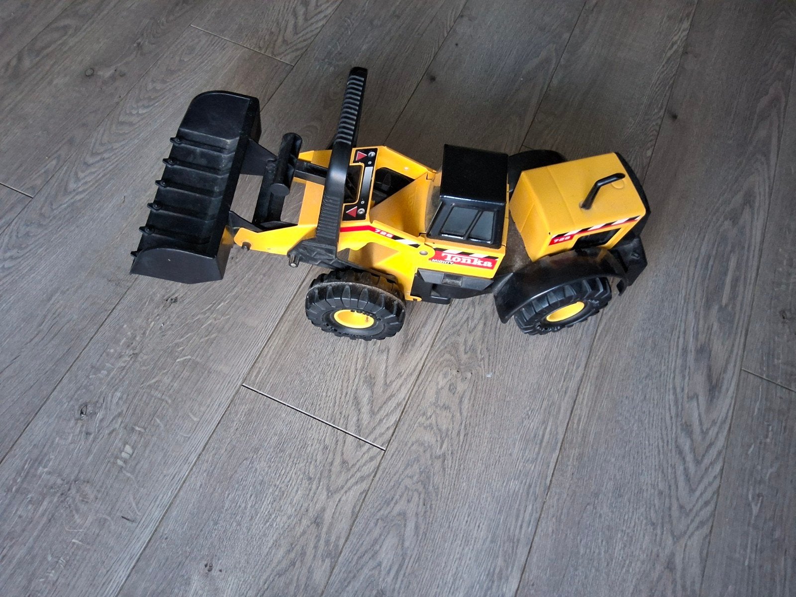 Tonka shovel Speelgoedvoertuig, Ophalen of Verzenden, Zo goed als nieuw