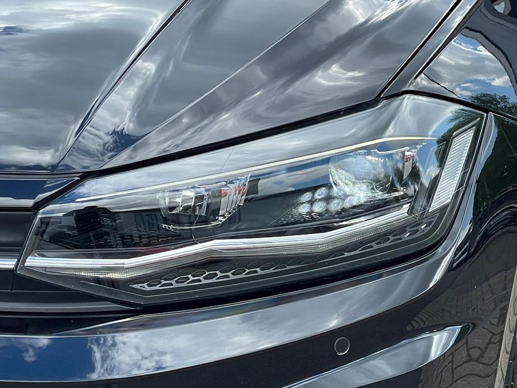 Volkswagen Polo 1.0 TSI R LINE | VIRTUAL | PANO, Voorwielaandrijving, Stof, Zwart, Origineel Nederlands