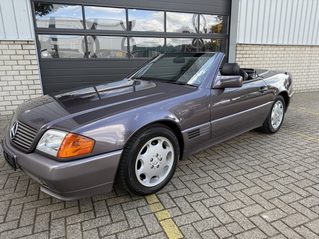 Mercedes-Benz SL-Klasse 300 SL-24 (bj 1991, automaat), Auto's, 232 pk, Cabriolet, Bedrijf, Rood