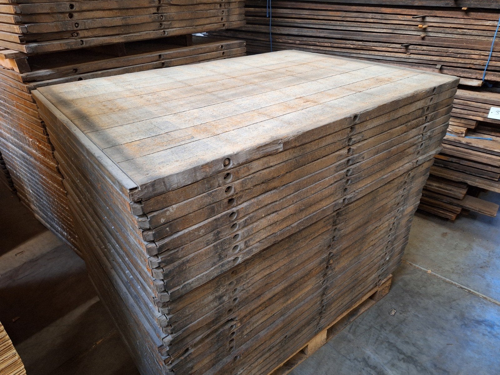 Hardhouten  steenschotten  4x100x140cm  terras  vlonder, Ophalen, Hout