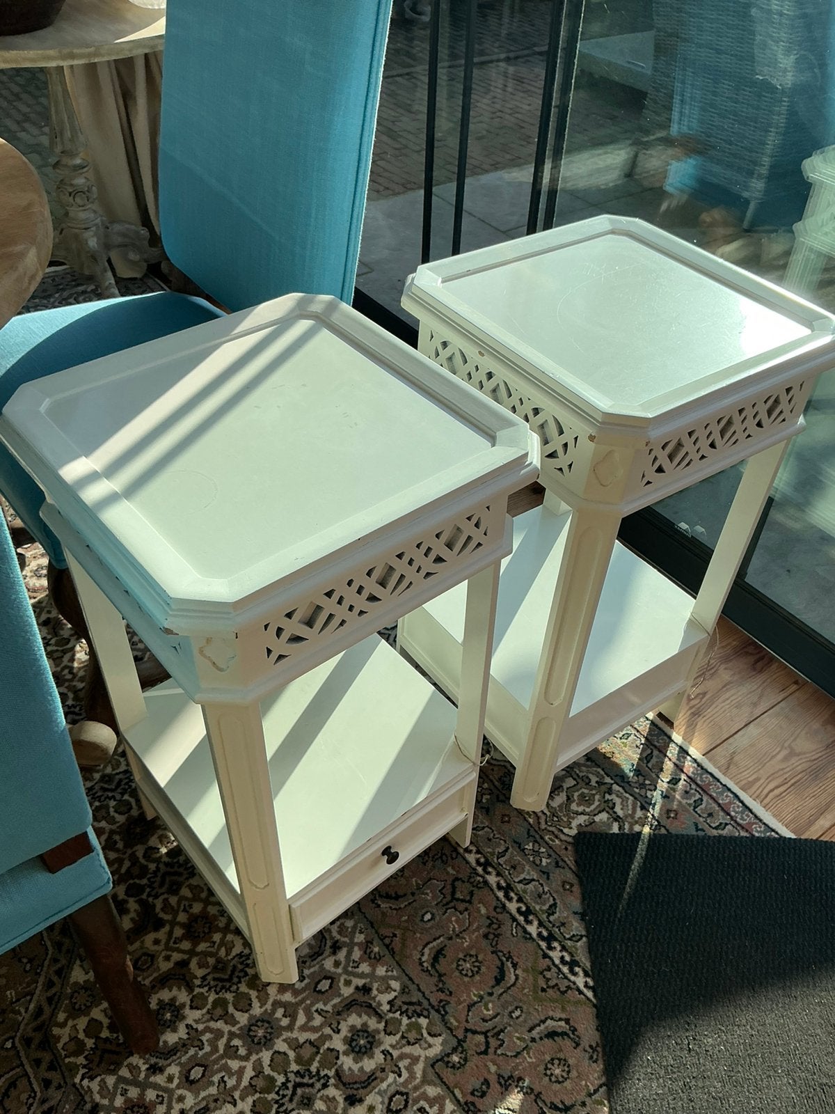 2 brocante nacht kastjes, Ophalen