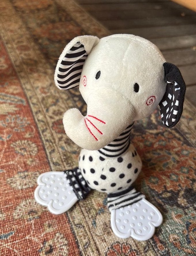 Knuffel met geluid, Kinderen en Baby's, Speelgoed | Knuffels en Pluche, Ophalen, Zo goed als nieuw, Olifant