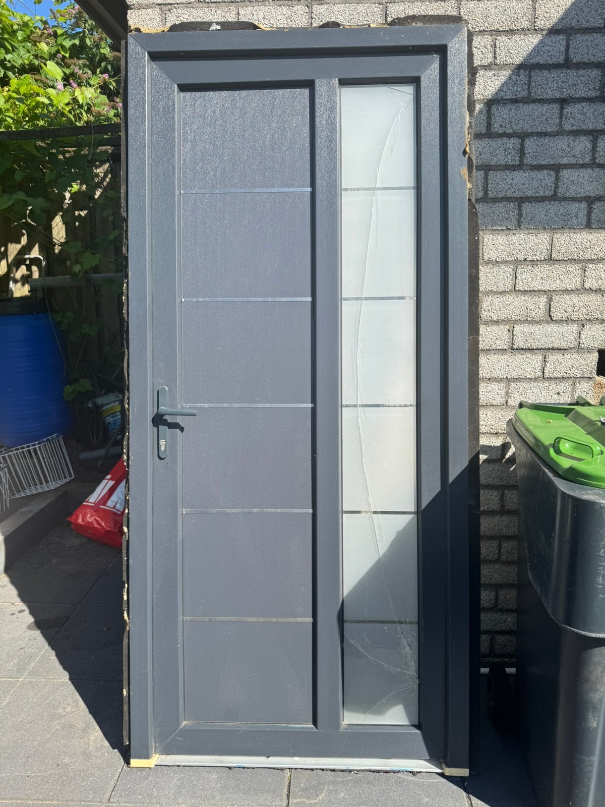 Kunstof deur met kozijn achter deur terras balkon of schuur, Doe-het-zelf en Verbouw, Deuren en Horren, Ophalen, Binnendeur, 200 tot 215 cm
