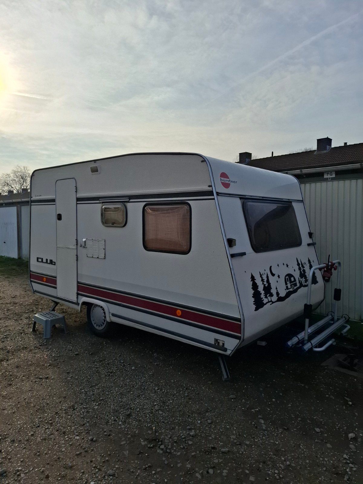 Bürstner caravan uit 1987 met voortent en uitbouw, Caravans en Kamperen, Vast bed, Tot en met 2, Treinzit, Bürstner