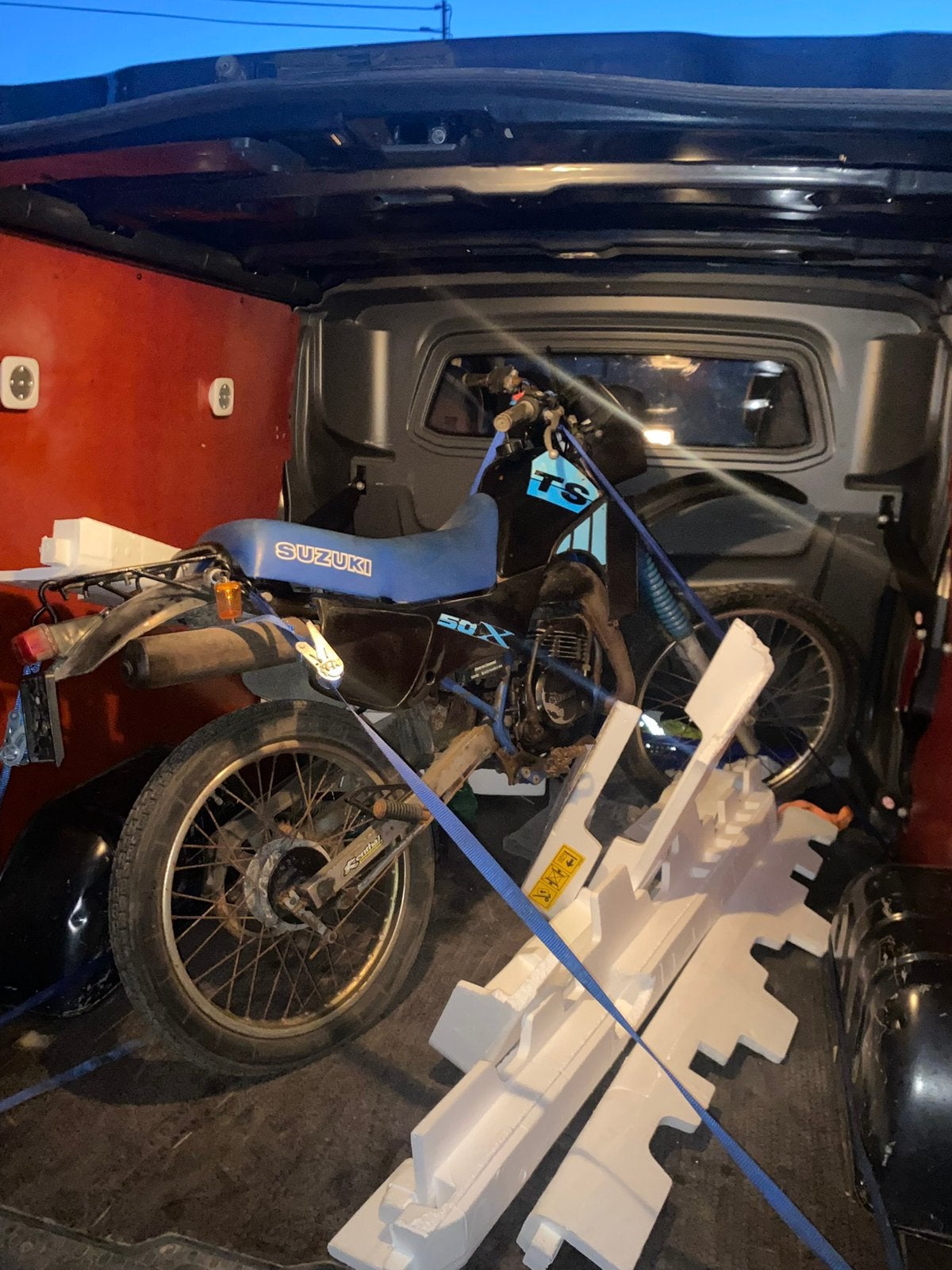 GEZOCHT kappen suzuki ts50x, Fietsen en Brommers, Ophalen of Verzenden, Zo goed als nieuw, Kap
