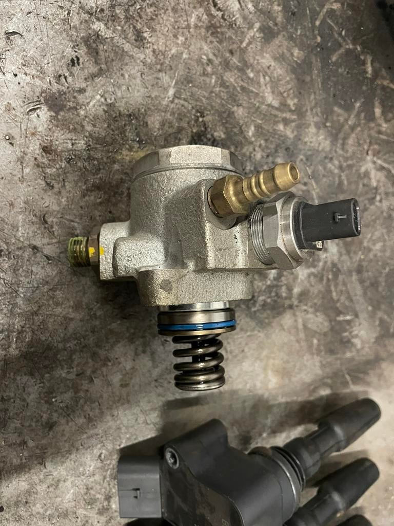 Hogedrukpomp brandstofpomp vw 1.2tsi 2013, Ophalen, Gebruikt