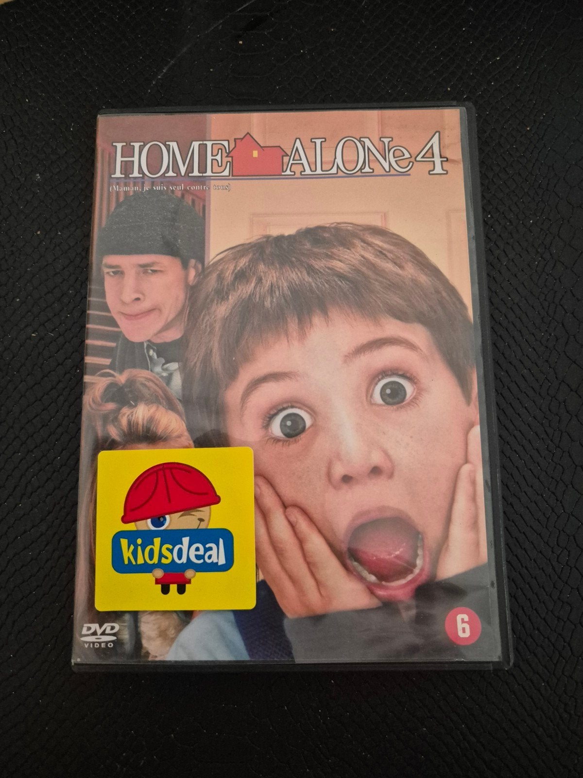 Home Alone 4, Vanaf 6 jaar, Ophalen of Verzenden, Zo goed als nieuw, Actiekomedie