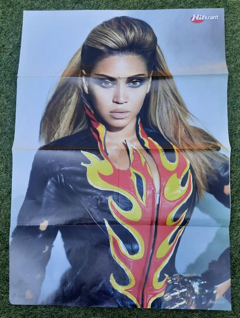 Grote Poster Hitkrant 2009 Beyonce / Nick Jonas, Ophalen of Verzenden, Gebruikt, A1 t/m A3, Muziek