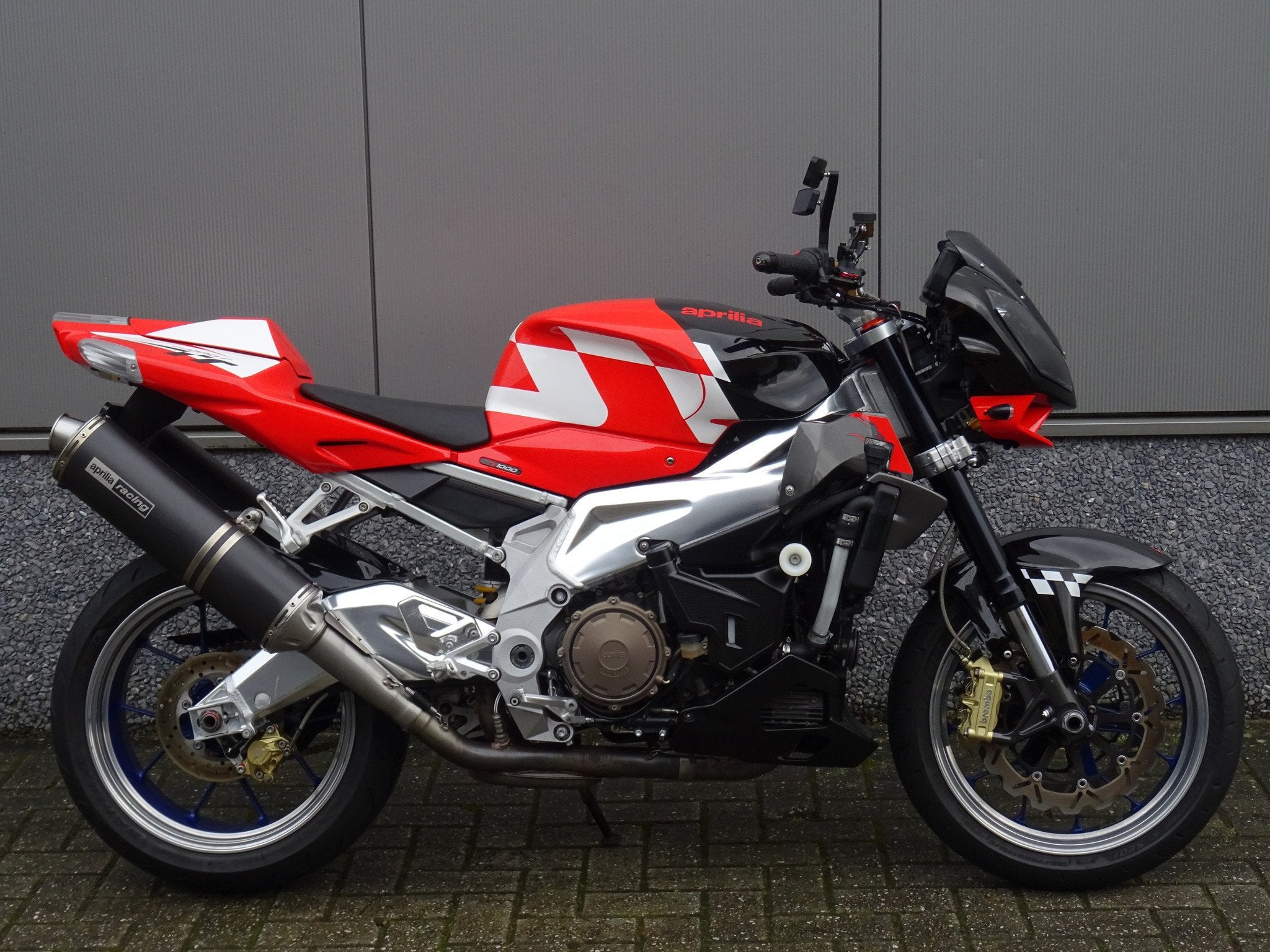 Aprilia TUONO 1000 R (bj 2007), Motoren, 1000 cc, Naked bike, Gebruikt, Bedrijf