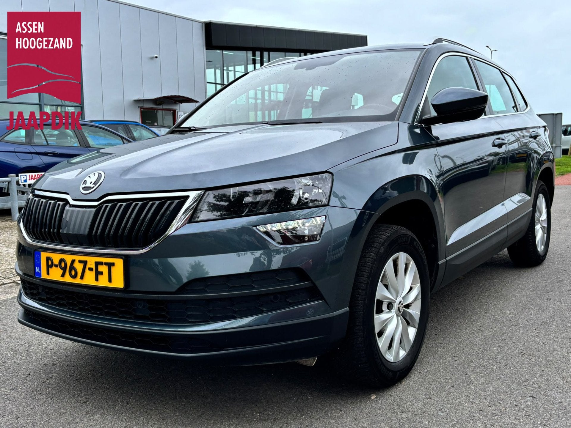 Skoda Karoq BWJ 2021 1.5 TSI 150 PK ACT Business Edition Plu, Auto's, Stof, 4 cilinders, Karoq, Bedrijf