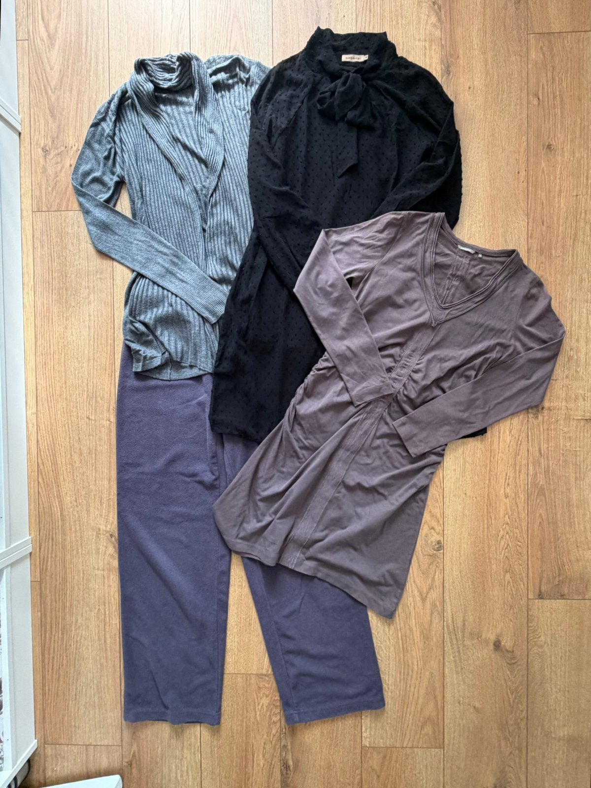 Leuk pakket dames kleding met 2 jurkjes, vest en huisbroek, Kleding | Dames, Ophalen of Verzenden, Gedragen, Maat 38/40 (M)