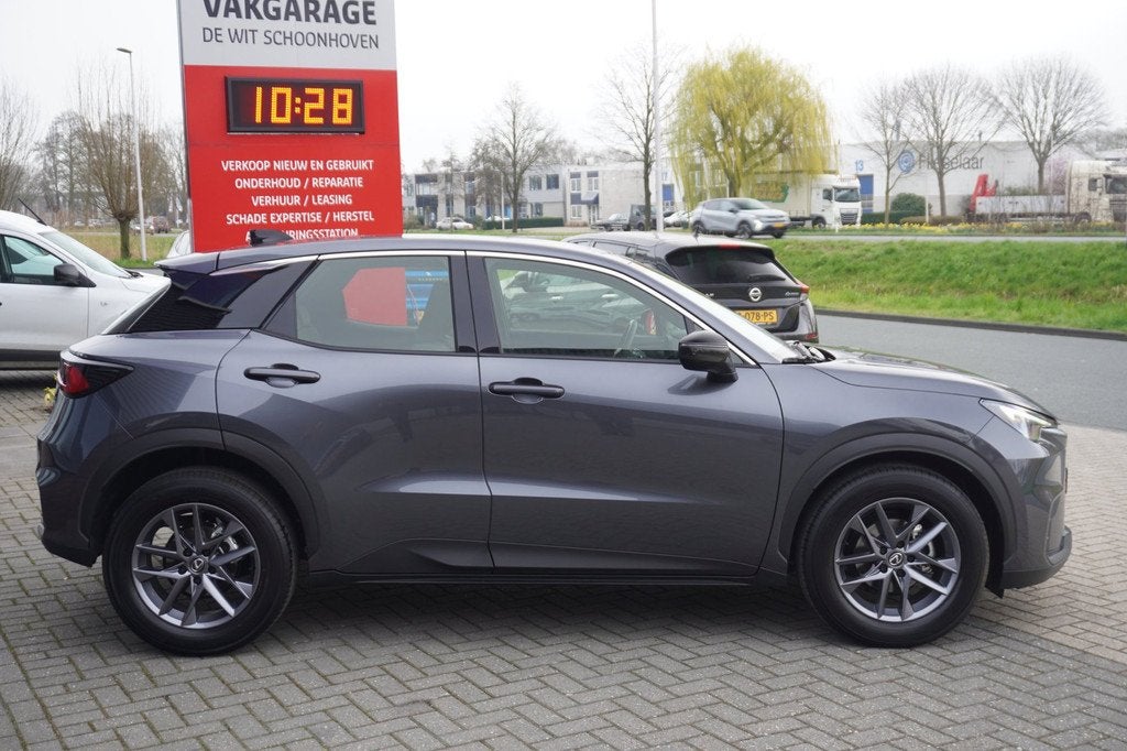 Lexus LBX Business Line / ACC / Camera / Carplay, Auto's, Lexus, Stof, Gebruikt, LBX, Origineel Nederlands