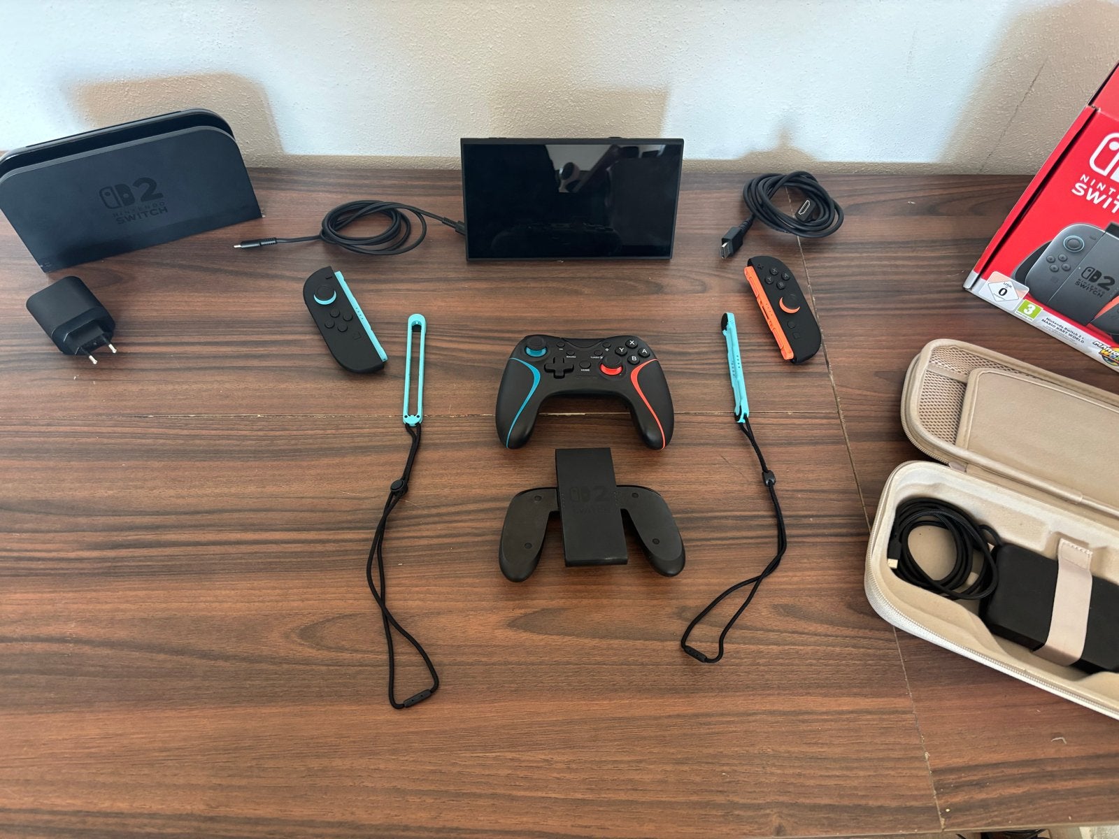 Nintendo Switch 2 met accessoires - Ruilen voor PS5, Ophalen, Gebruikt, Met 3 controllers of meer, Switch Original