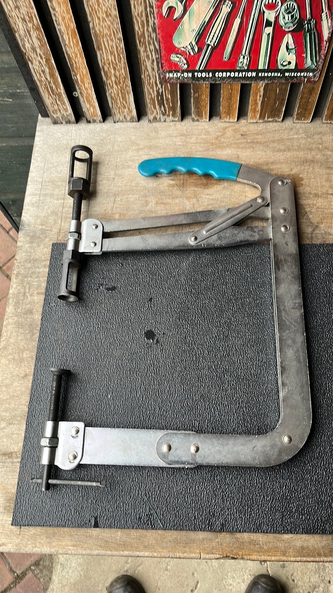 Klepveertang/klepveerspanner, Ophalen, Zo goed als nieuw