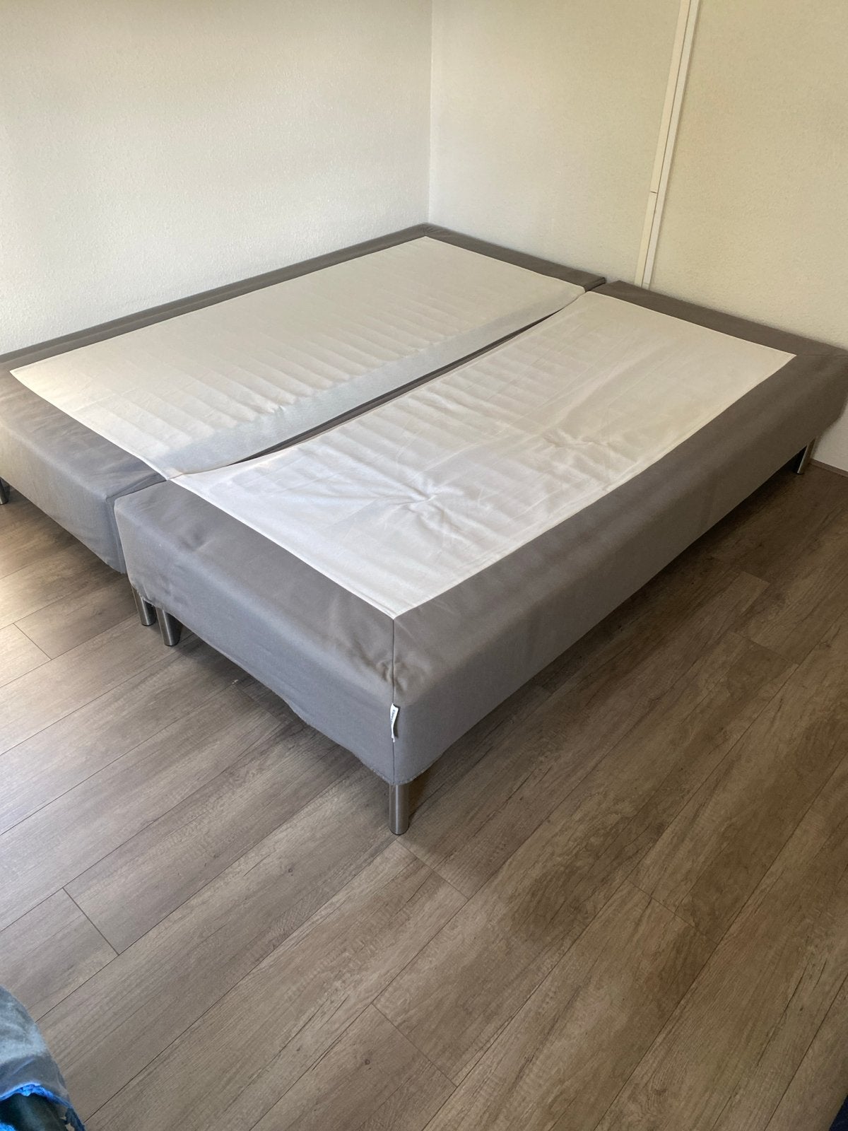 IKEA Espevär bedframe twee persoons bed 180 x 200 cm, Tweepersoons, Zo goed als nieuw, 180 cm, 200 cm