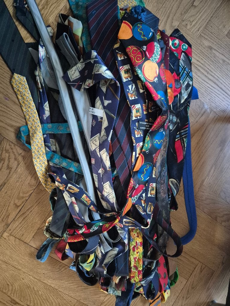 Bonte verzameling stropdassen, Meerkleurig, Ophalen of Verzenden, Diverse merken, Met patroon