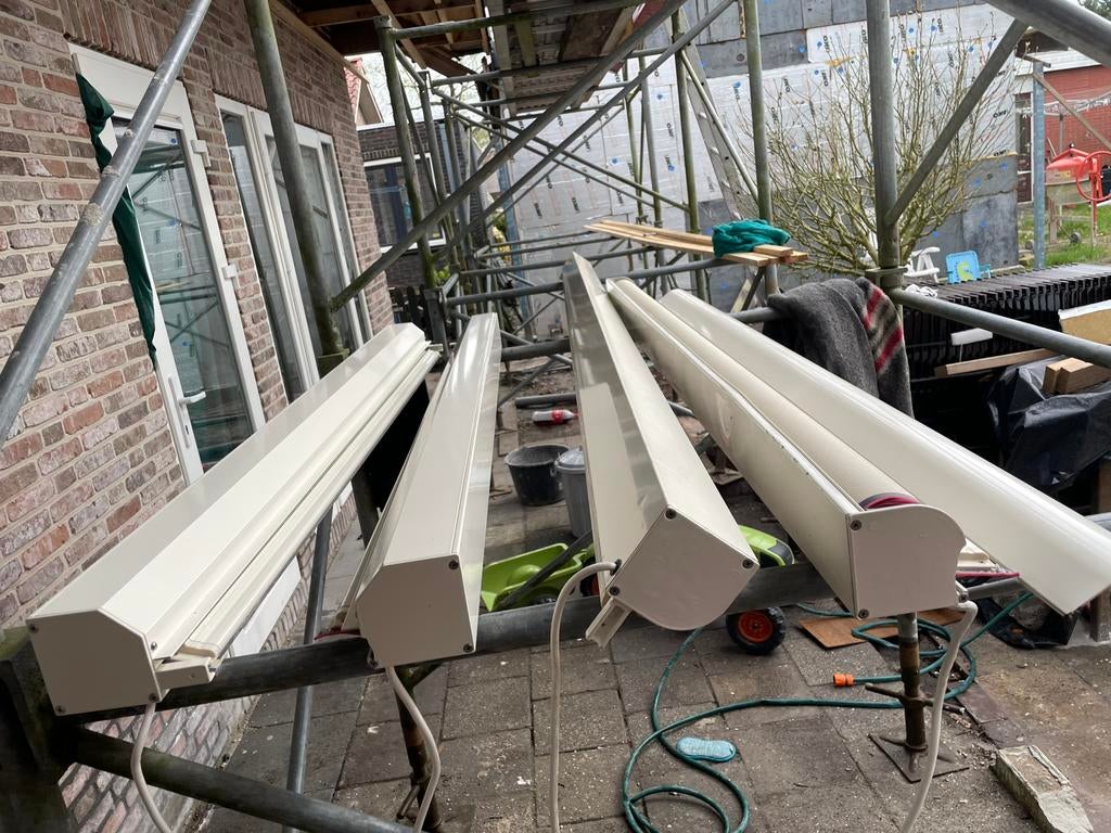 Elektrische screens TOP staat hoogwaardig doek complete set, Ophalen, Zo goed als nieuw