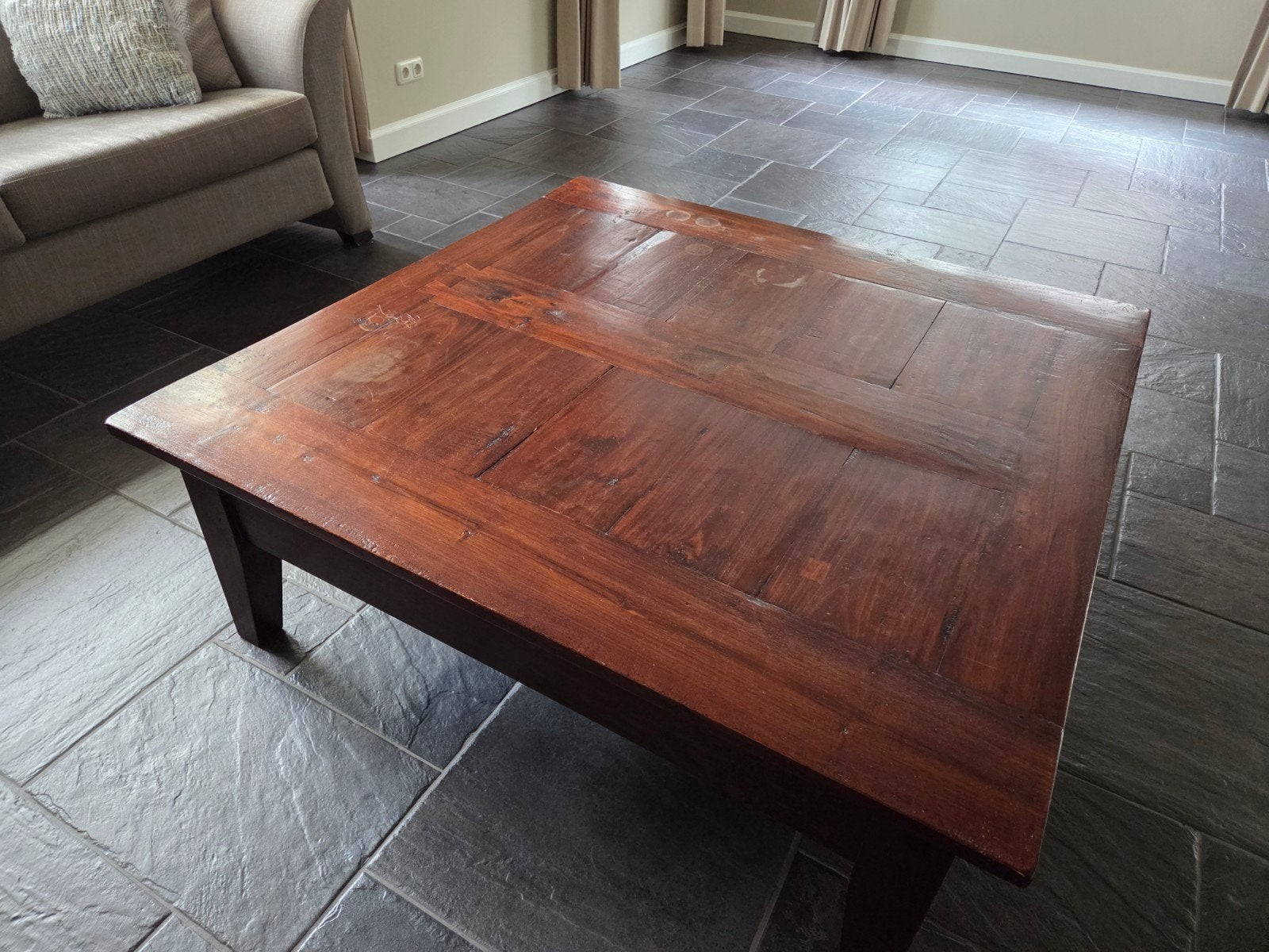 Teak houten salontafel met lades, Ophalen, Gebruikt, Klassiek, Robuust, Vierkant