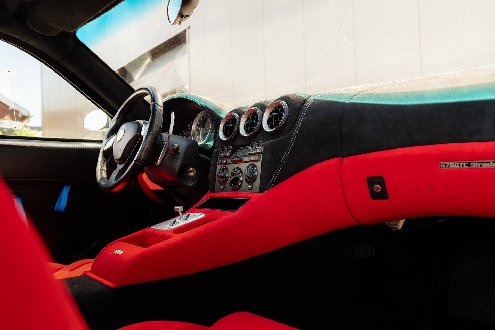 Ferrari 575M GTC Stradale | 1 0f 2, Auto's, Automaat, Gebruikt, 12 cilinders, Blauw
