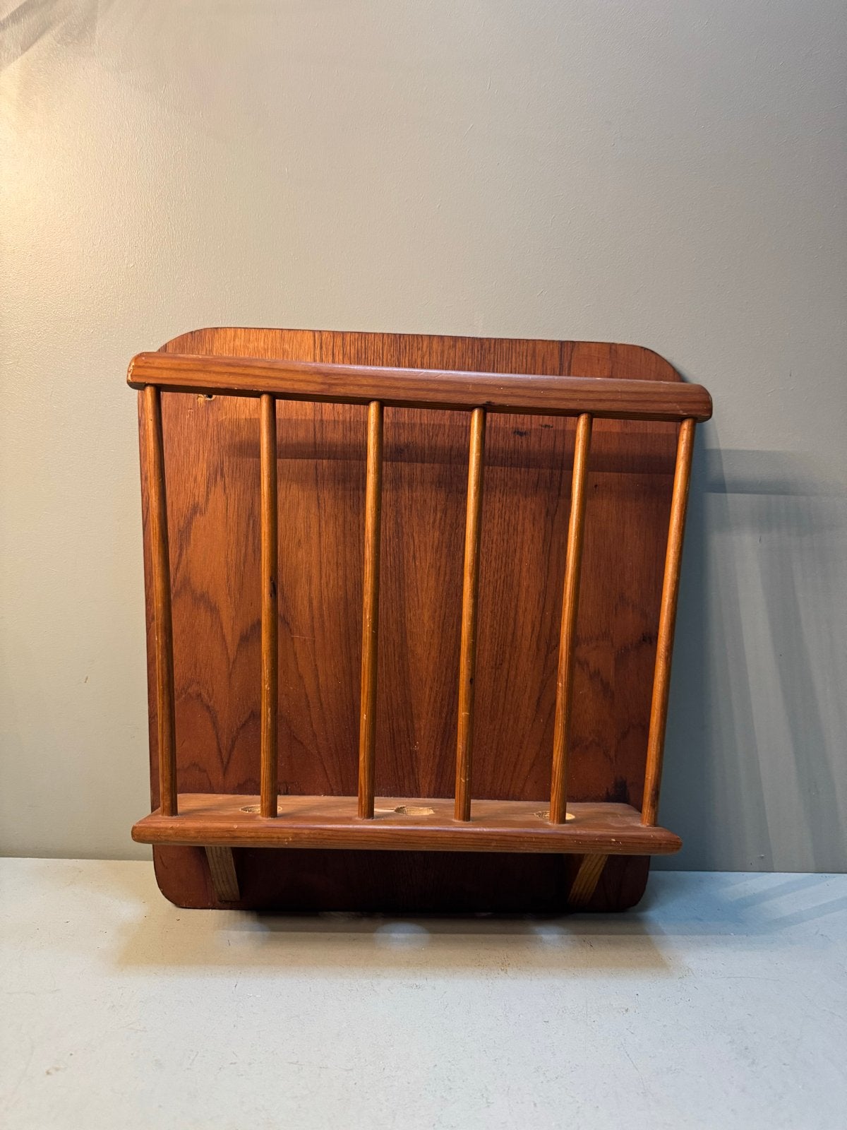 Vintage Mid-Century Teak Houten Wand Lectuurmand, Gebruikt, Wandmontage, Lectuurbak, ?