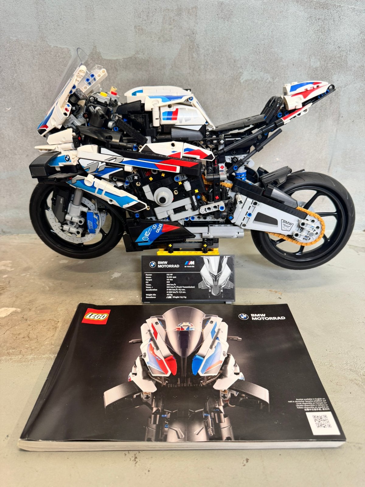 Lego Technic BMW M 1000 RR (42130), Lego, Compleet, Ophalen of Verzenden, Zo goed als nieuw