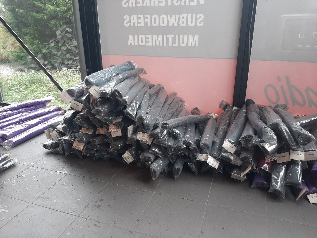 Grote partij Auto bekleding hoedenplank bekleding €300,00, Auto-onderdelen, Ophalen, Pascalstraat 6 1704 RD Heerhugowaard, Nieuw