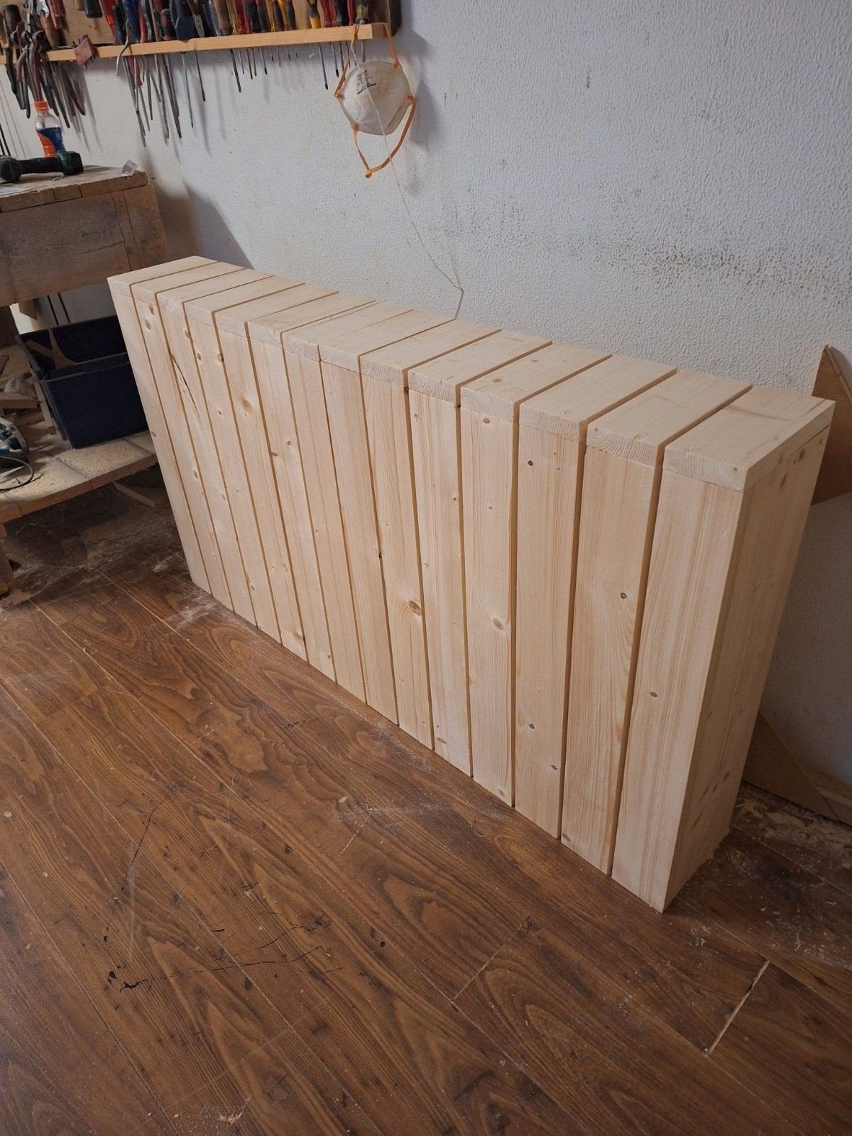 Radiator ombouw van terug gedroogd en geschaafd hout, Ophalen, Nieuw