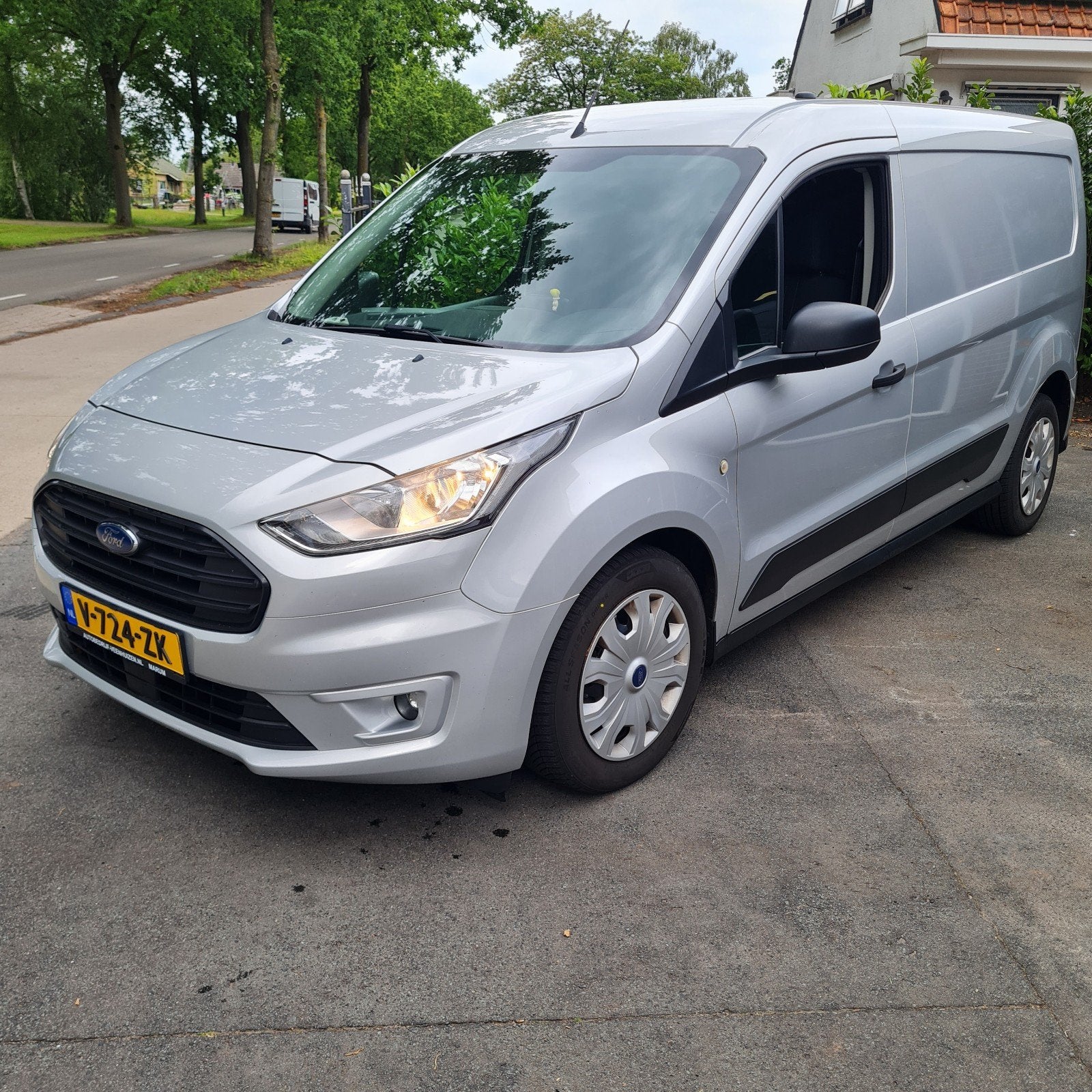 Ford Transit Connect  L2 1.5 Tdci MARGE Apple carplay EURO6, Voorwielaandrijving, 4 cilinders, Origineel Nederlands, Bedrijf