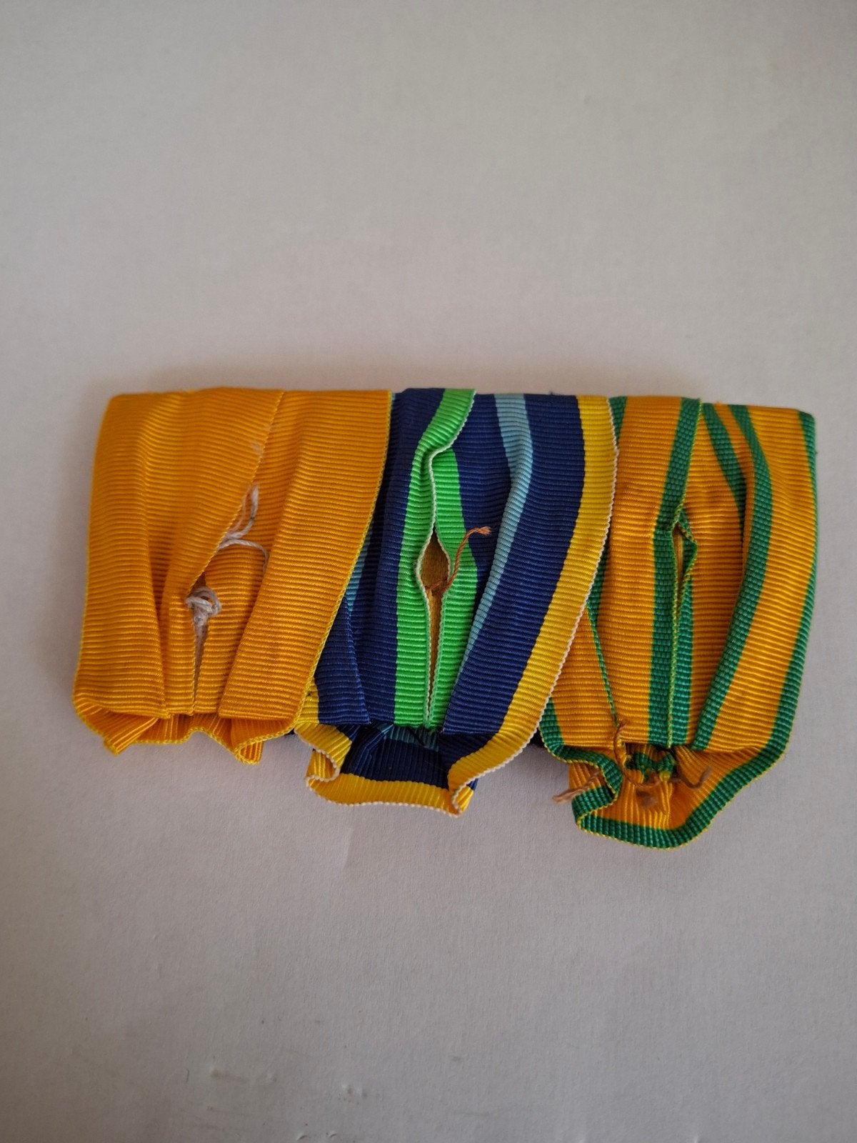 Medaille plaat voor 3 medailles, Ophalen of Verzenden, Marine, Nederland, Lintje, Medaille of Wings