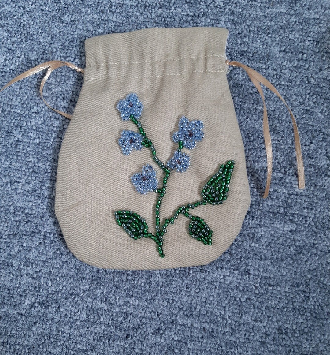 Naaister/borduurster aangeboden (zie omschrijving), Handgemaakt, Textiel, Nieuw, Ophalen of Verzenden