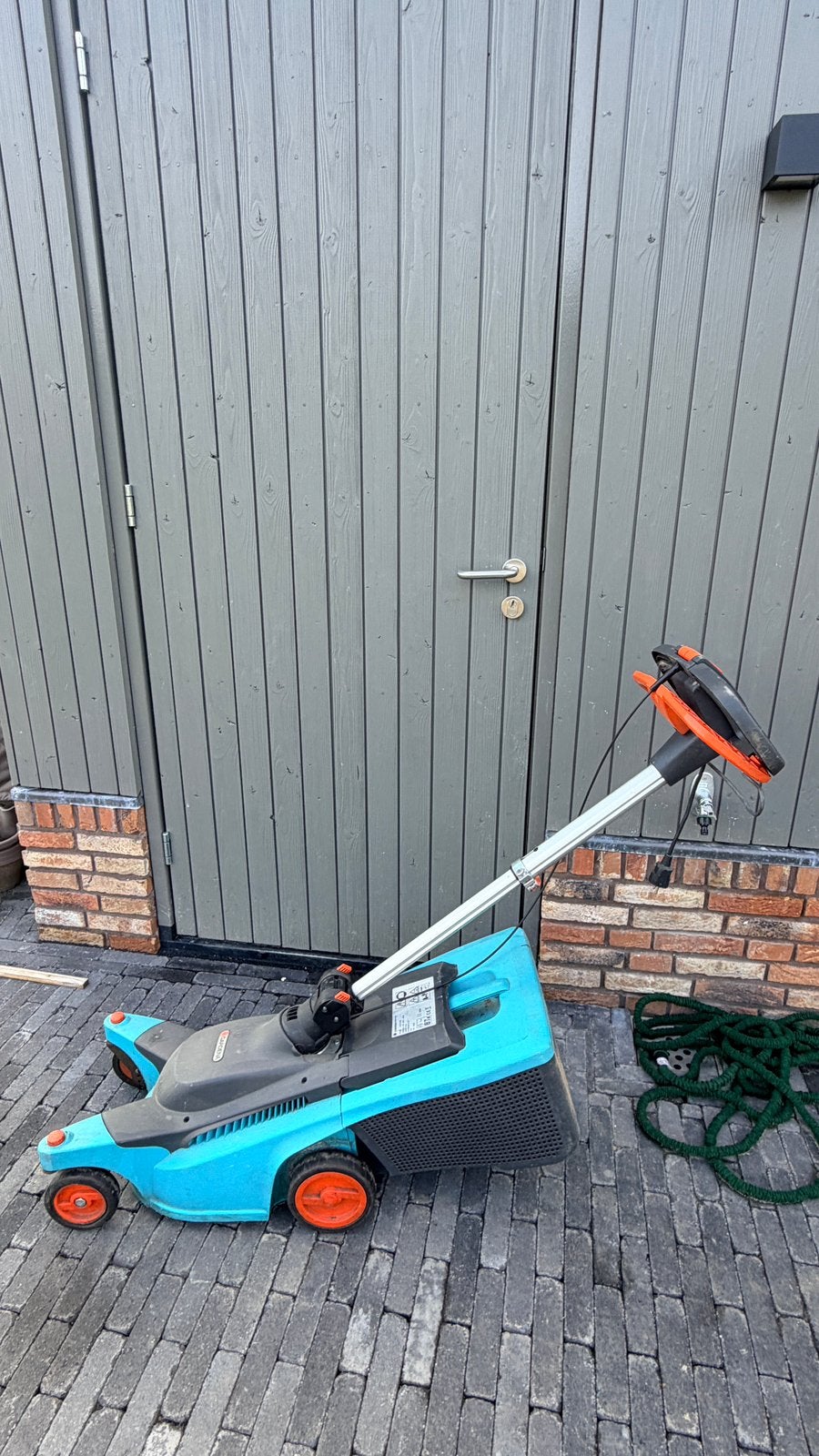 Gardena elektrische grasmaaier – 34 cm – 1100W, Ophalen, Cirkelmaaier, Gebruikt, Elektrische grasmaaier