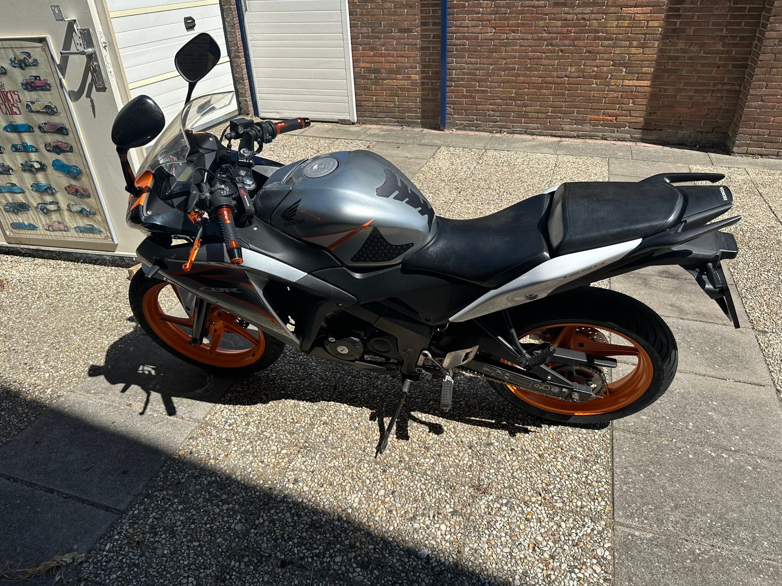 2011 Honda CBR 125R, Motoren, Super Sport