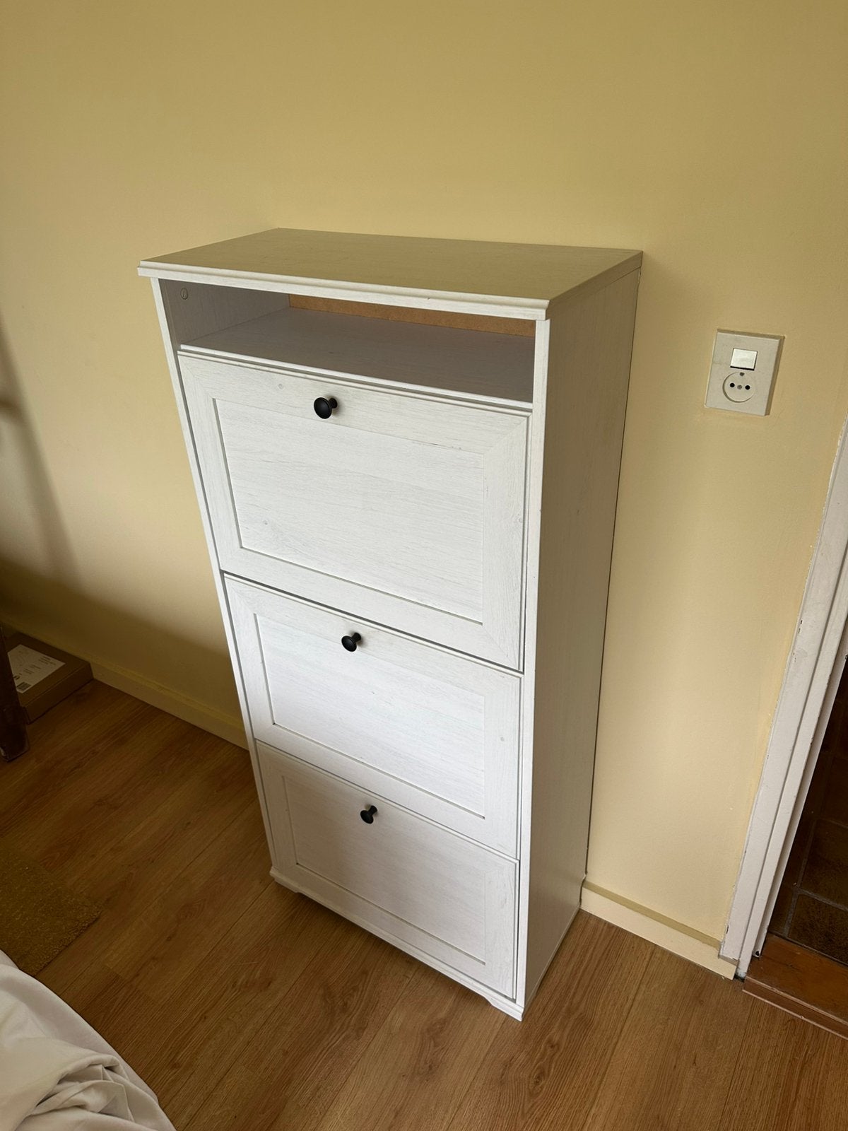 Schoenenkast Brusali ikea opknapper, Ophalen, Gebruikt, Landelijk