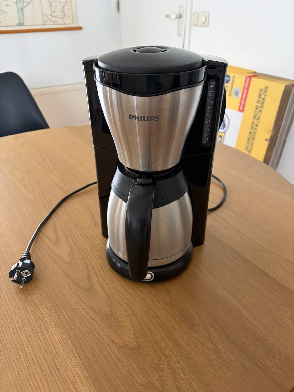 Philips koffzetapparaat met thermoskan, Gebruikt, 10 kopjes of meer, Koffiemachine, Gemalen koffie