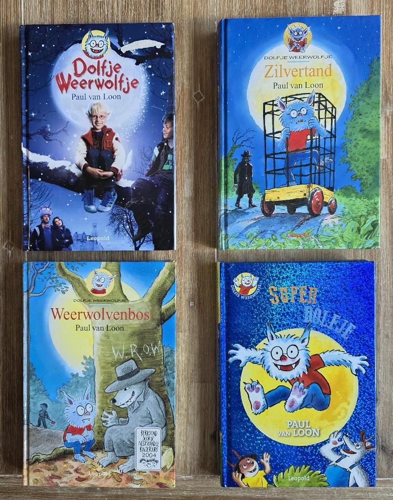 Dolfje Weerwolfje - Paul van Loon oa Super Dolfje, Ophalen of Verzenden, Zo goed als nieuw, Paul van Loon, Fictie algemeen