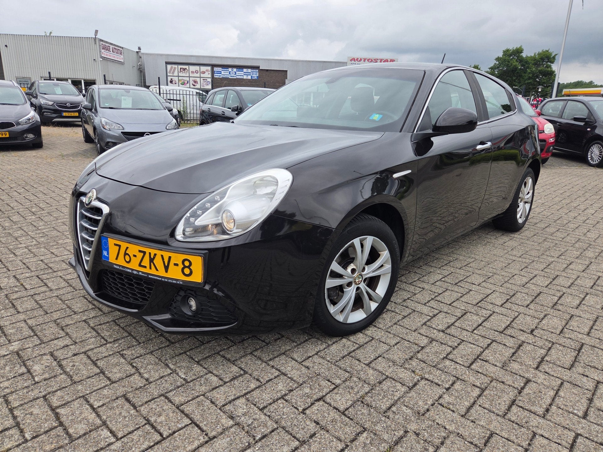 Alfa Romeo Giulietta 1.4 T Business Executive/NAVI/CRUIS, Voorwielaandrijving, Euro 5, Gebruikt, 4 cilinders