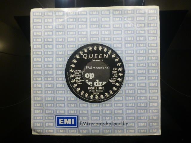Queen.   Bicycle race. / Fat bottomed girls., Gebruikt, 7 inch, Single, Ophalen of Verzenden