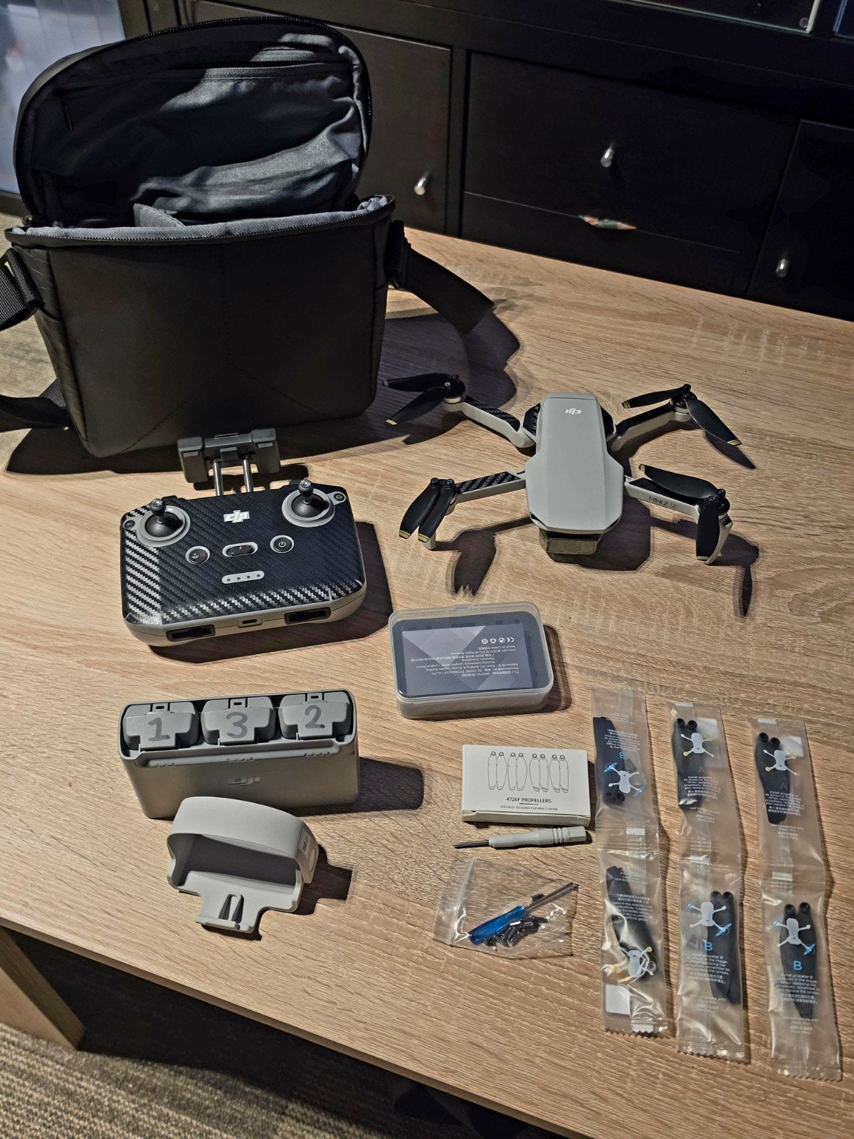 DJI Mini 2 SE Fly More Combo met extra filters en propellers, Audio, Tv en Foto, Drones, Ophalen, Return to Home, 5 tot 10 kilometer