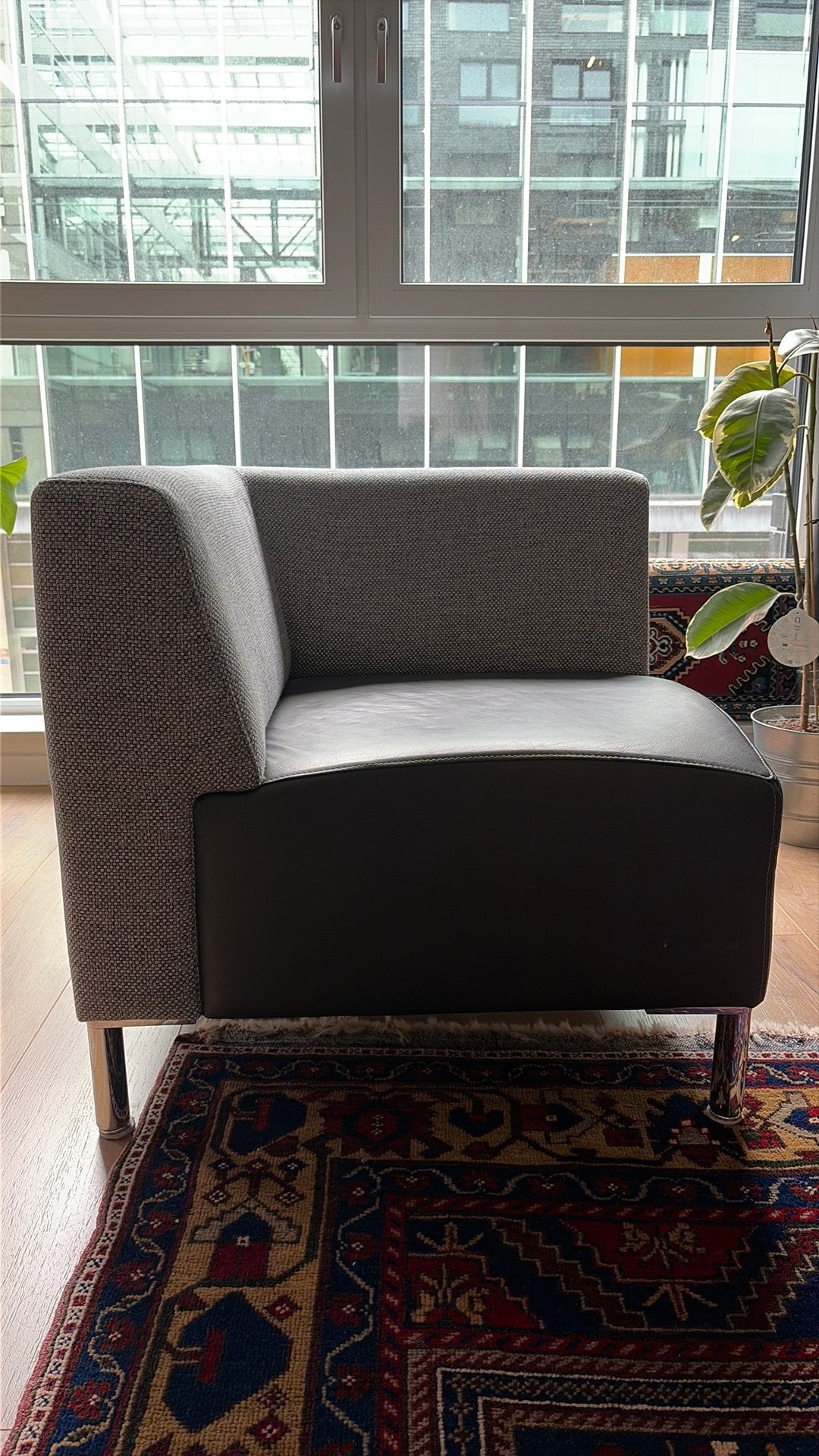 Hoekbank / Fauteuil Montel, Ophalen, Eenpersoons, Minder dan 75 cm, Zo goed als nieuw