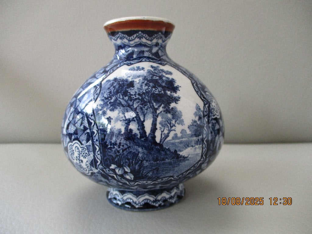 Villeroy & Boch - vaasje/pulletje - design, Ophalen of Verzenden, Gebruikt, Meerkleurig, Steen/keramiek