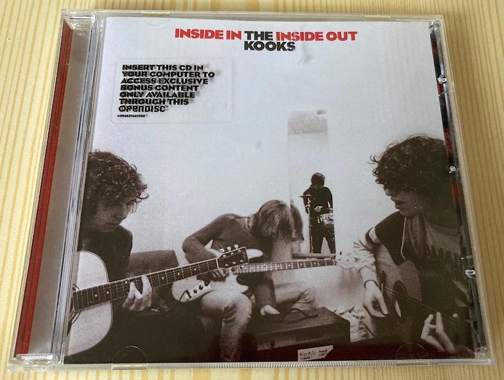 CD The Kooks - Inside In / Inside Out (rock, alternative), Ophalen, Zo goed als nieuw