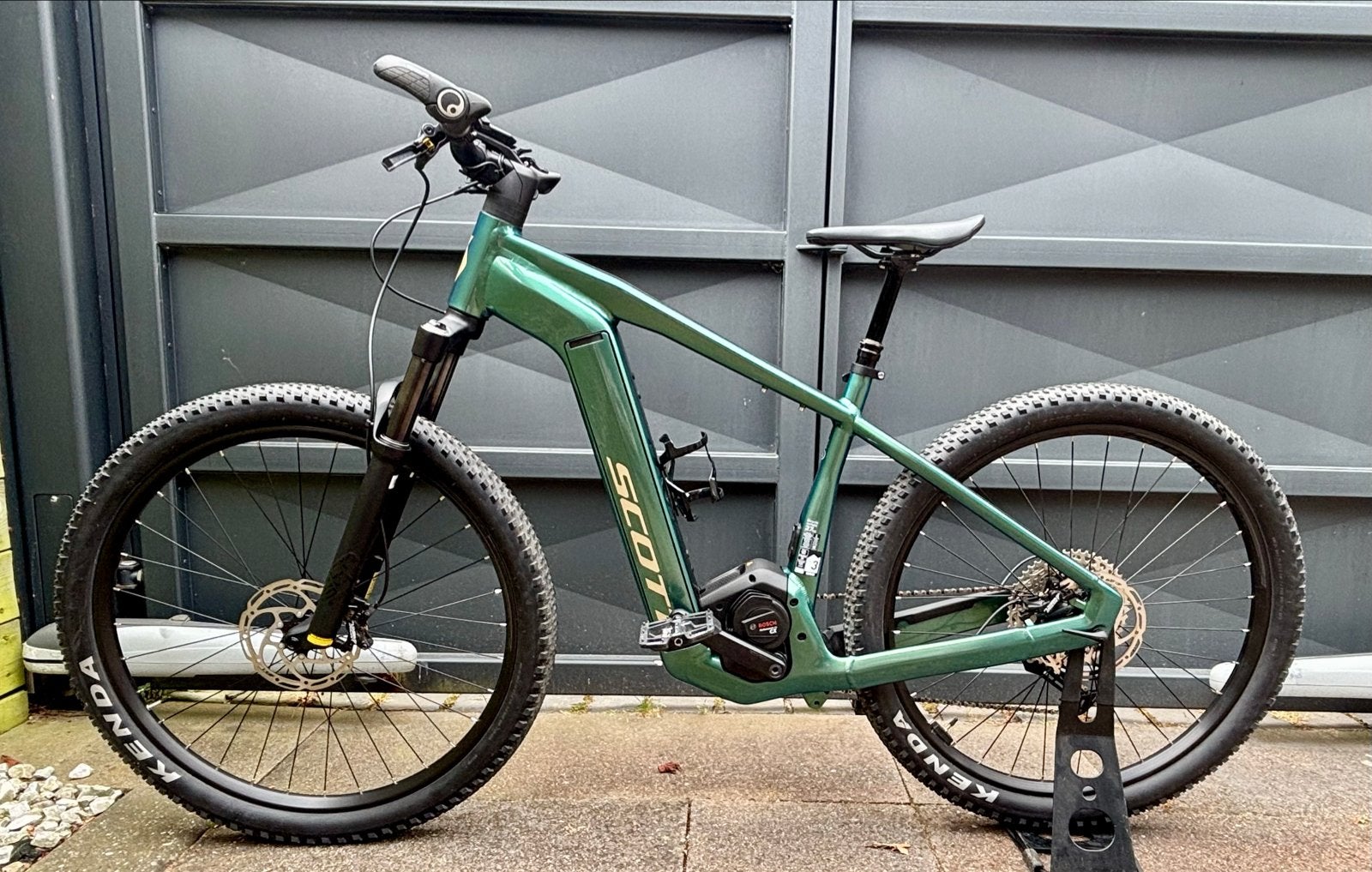 Scott 900 E. MTB. Hardtail. KIOX 300., Zo goed als nieuw, 50 km per accu of meer, 55 tot 59 cm, Ophalen
