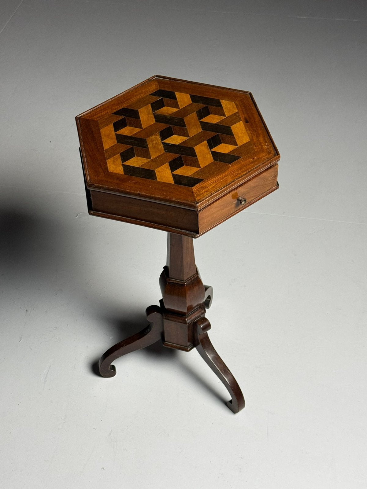 Marquetry tafel 19e eeuw, Ophalen of Verzenden