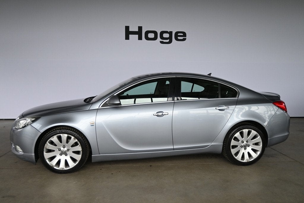 Opel Insignia 2.8 T Executive 4x4 Automaat Clima Navigatie L, Auto's, Automaat, Euro 5, Zwart, Bedrijf